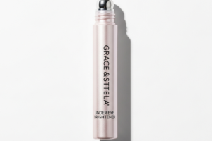 grace & stella Under Eye Brightener with Cooling Metal Rollerball